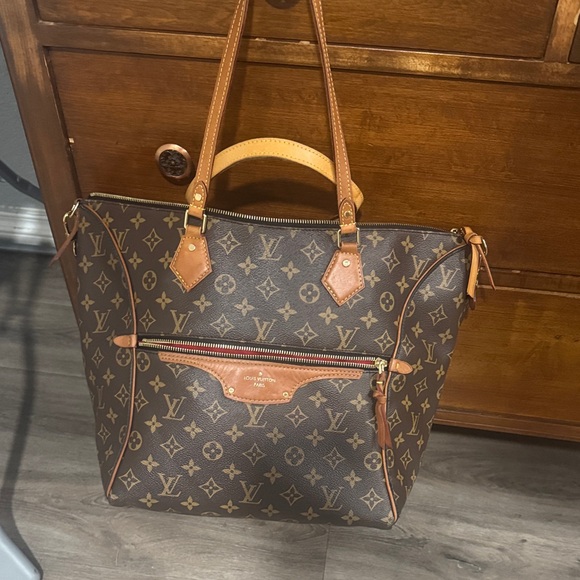 Louis Vuitton Classic Brown Monogram Shoulder Bag - Picture 6 of 6